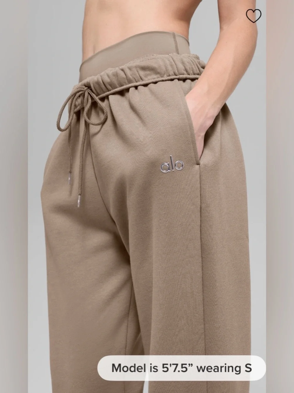 ALO Yoga NWT Accolade Straight Leg Sweatpants Gravel Size M